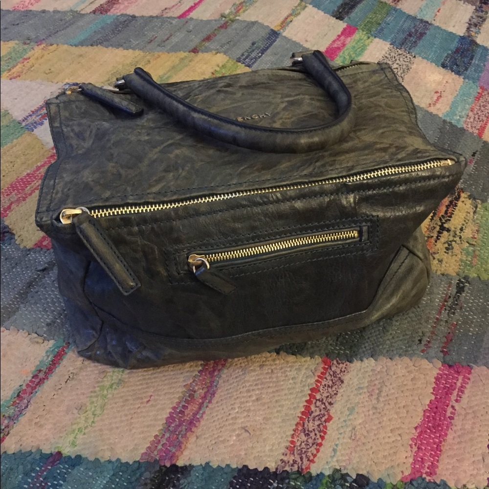 Givenchy Medium Pandora Bag ❣️DEAL❣️